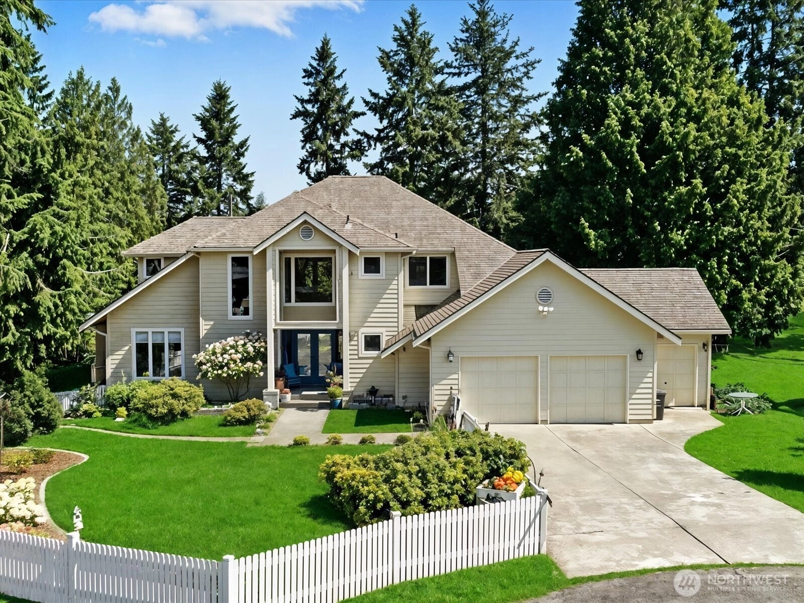 30 Muir Ct Unit  Port Ludlow WA 98365