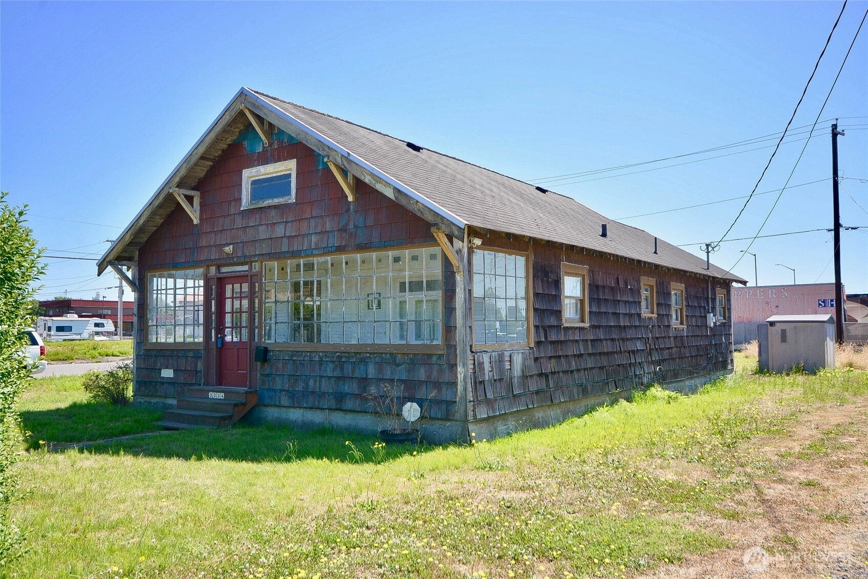 2224 Pacific Ave Hoquiam WA 98550