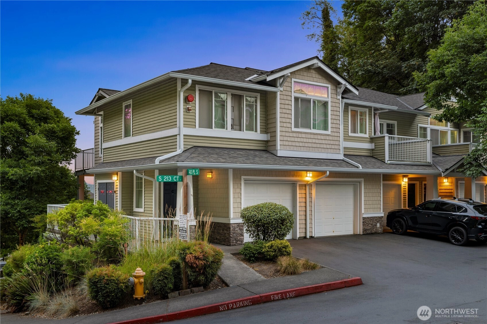 4030 S 213th Ct Unit B Unit B SeaTac WA 98198