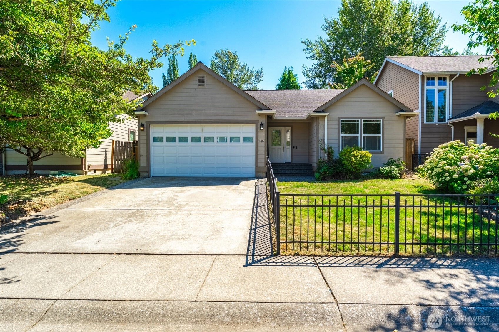 1209 Garland Ln Bellingham WA 98226