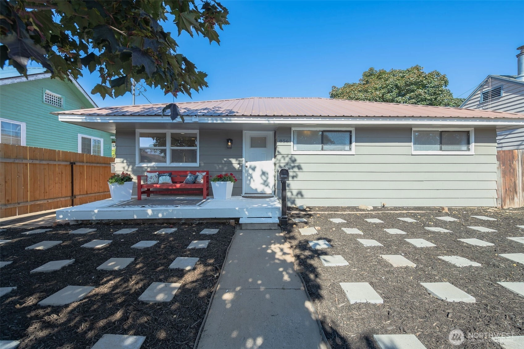 856 Kittitas St Unit  Wenatchee WA 98801