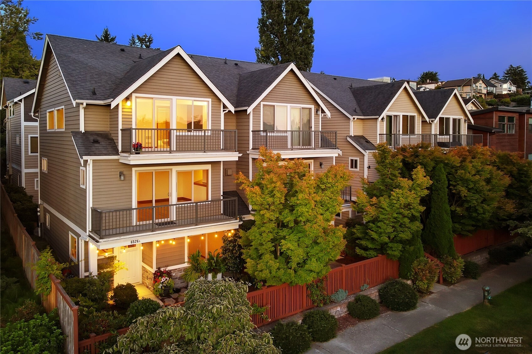 6526 A 42nd Ave SW Unit  Seattle WA 98136