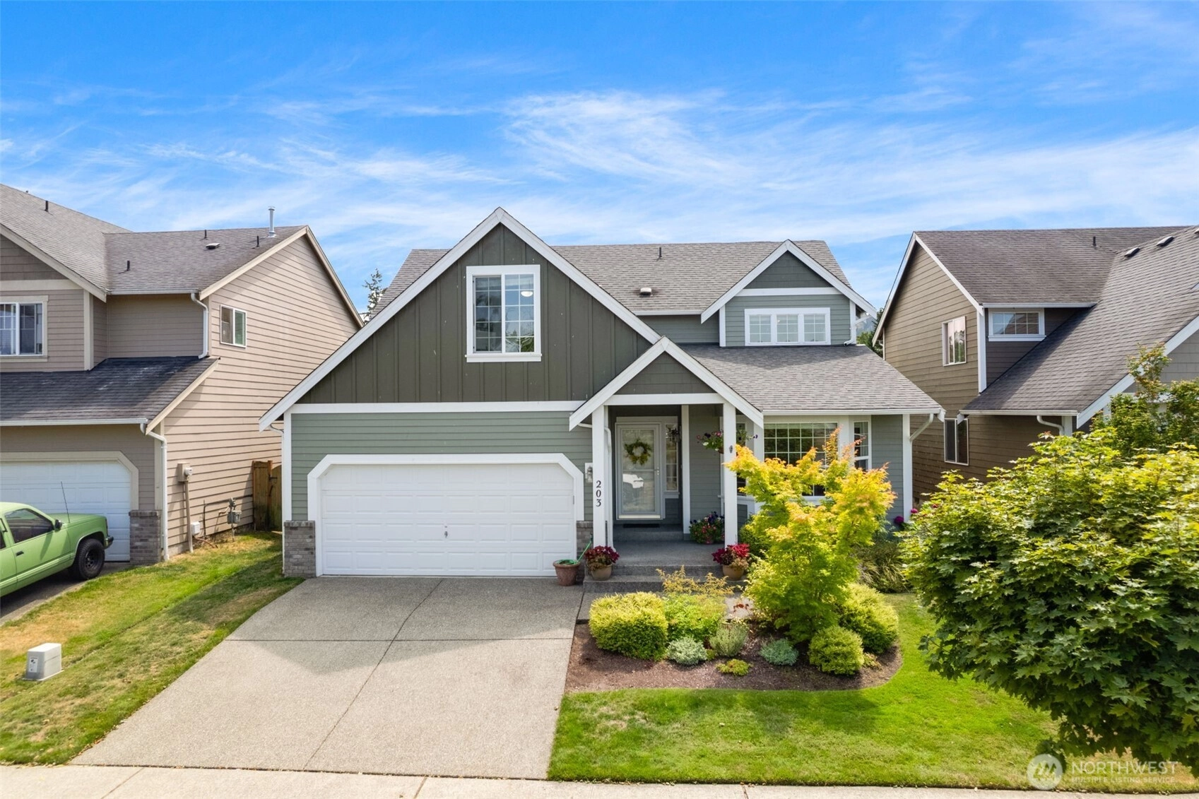 203 Robin St SW Orting WA 98360