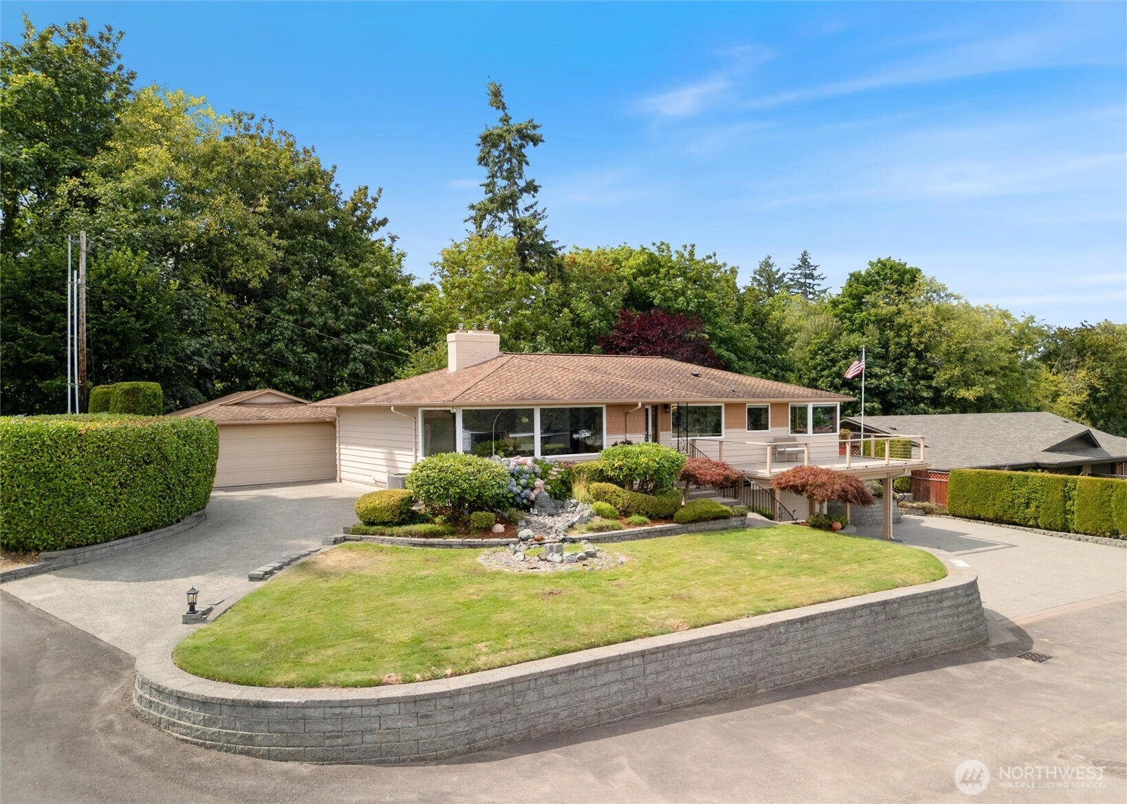 8324 Bayridge Ave Gig Harbor WA 98332