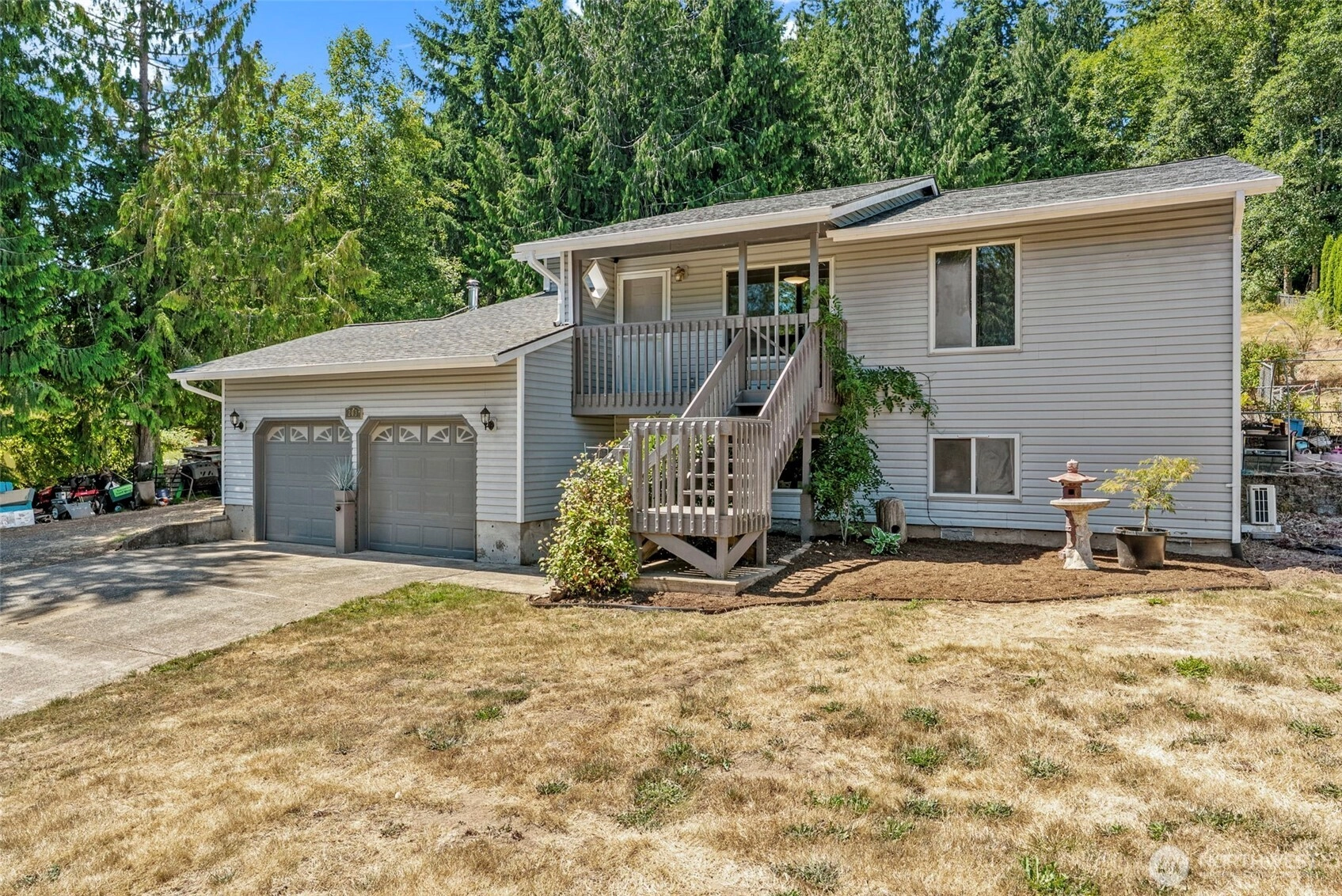 203 Home Town Dr Kelso WA 98626