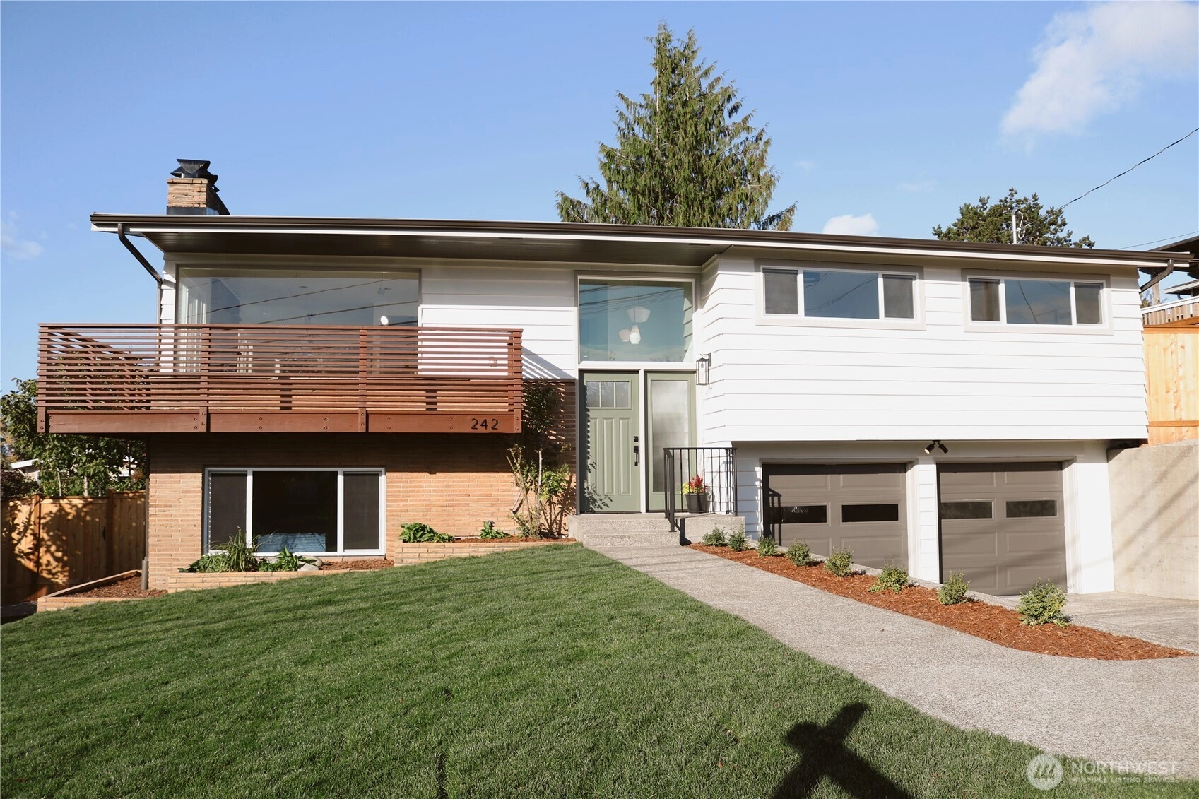 242 SW 186th St Normandy Park WA 98166