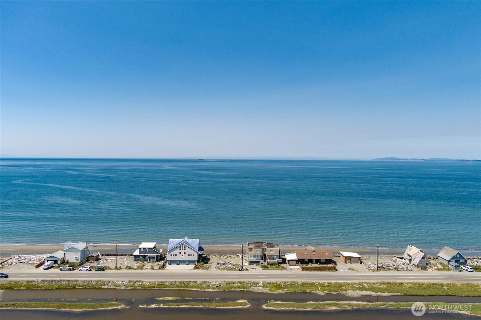 2511 West Beach Rd Unit  Oak Harbor WA 98277