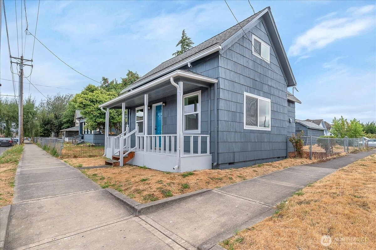 714 S Pacific Ave Kelso WA 98626