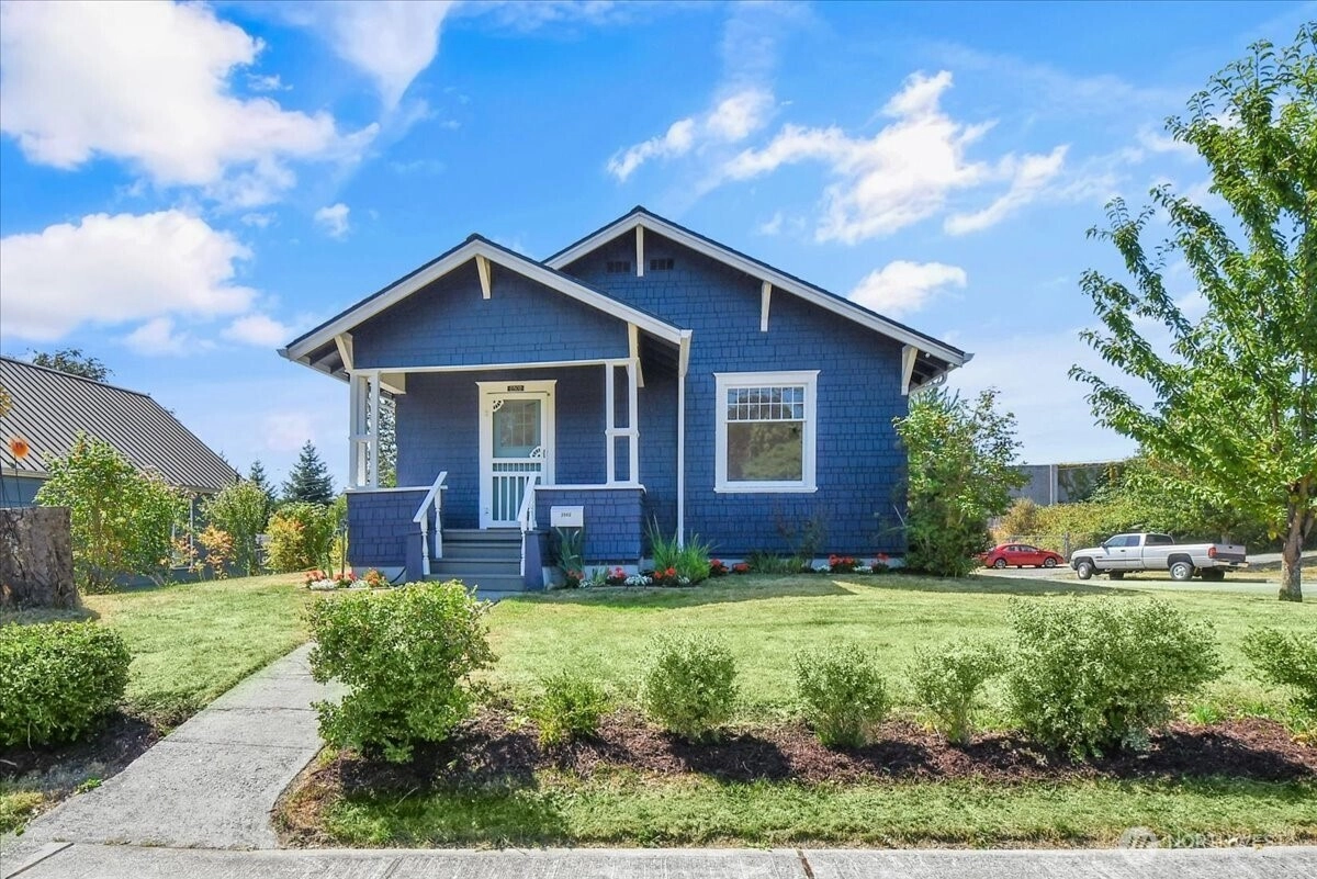 2502 Harrison Ave Everett WA 98201
