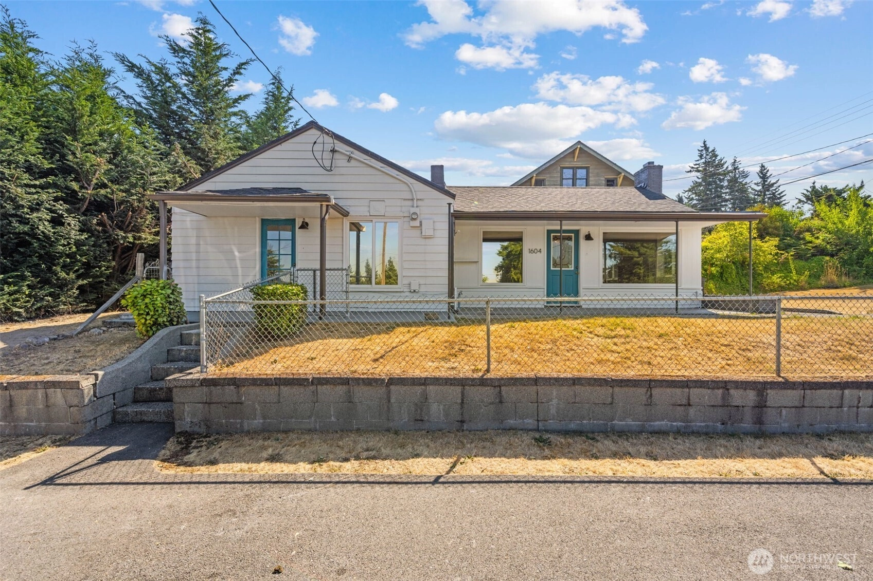 1604 Juniper St Milton WA 98354