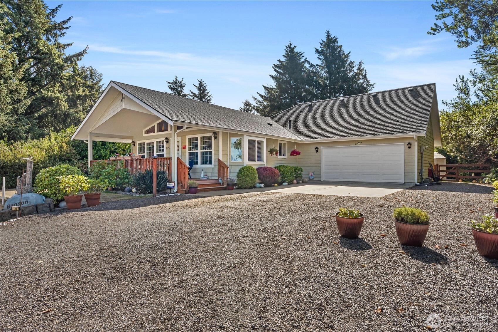 115 S Razor Clam Dr SW Unit  Ocean Shores WA 98569
