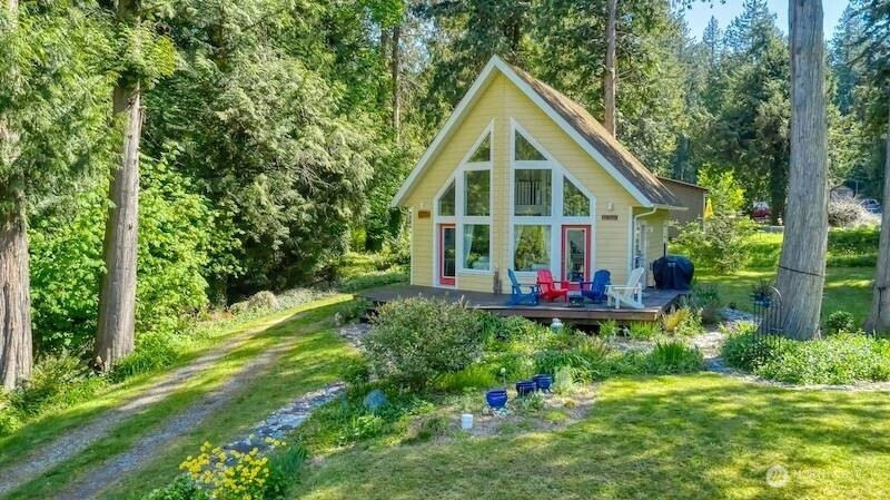 1917 Province Rd Unit  Point Roberts WA 98281