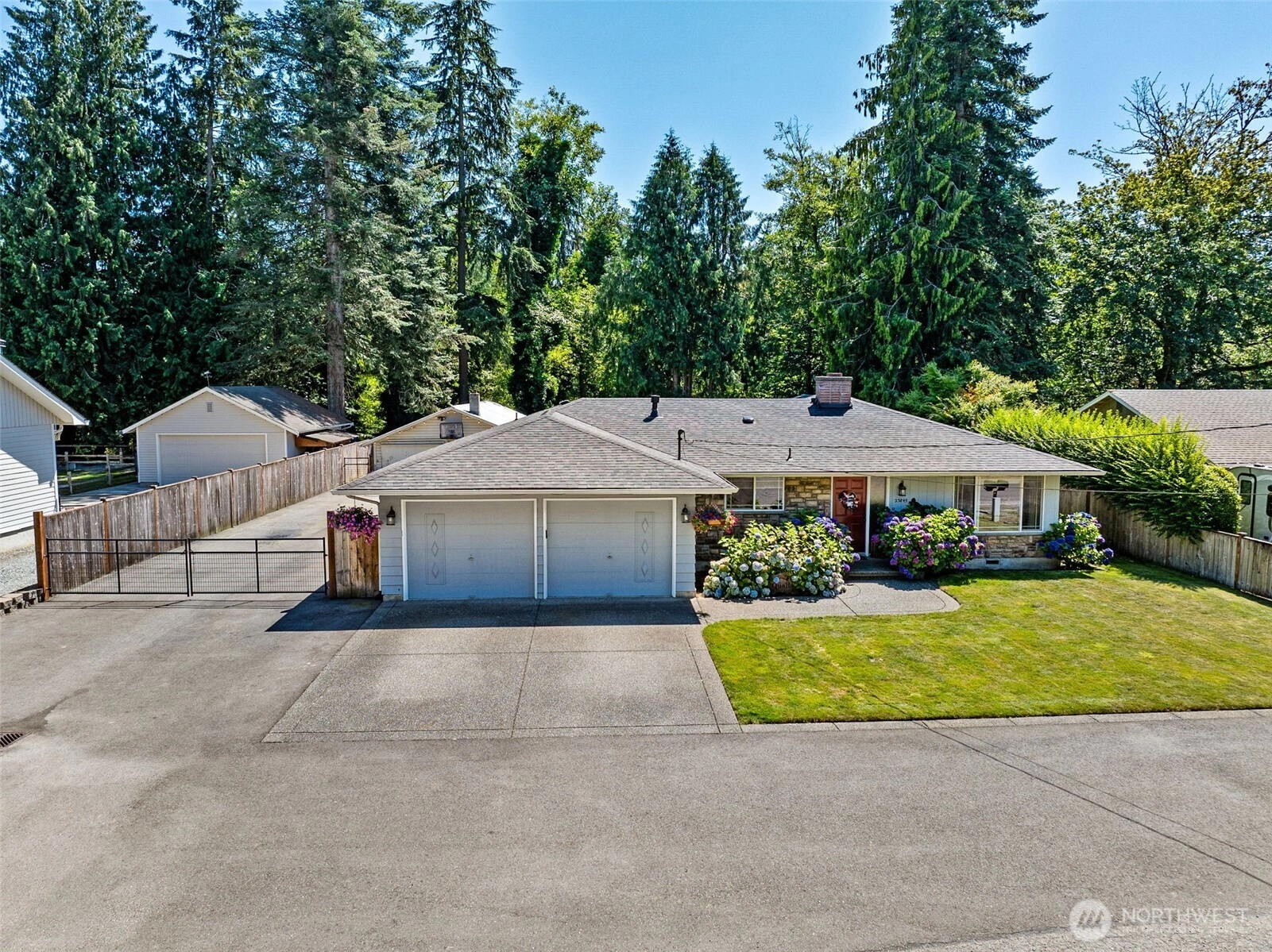 23849 SE 472nd St Enumclaw WA 98022