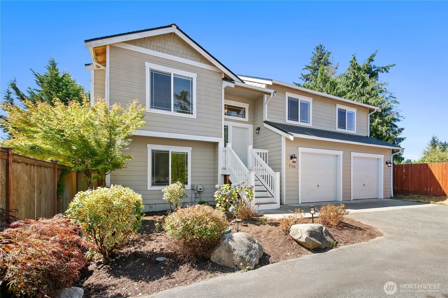 7166 E Fillmore St Port Orchard WA 98366