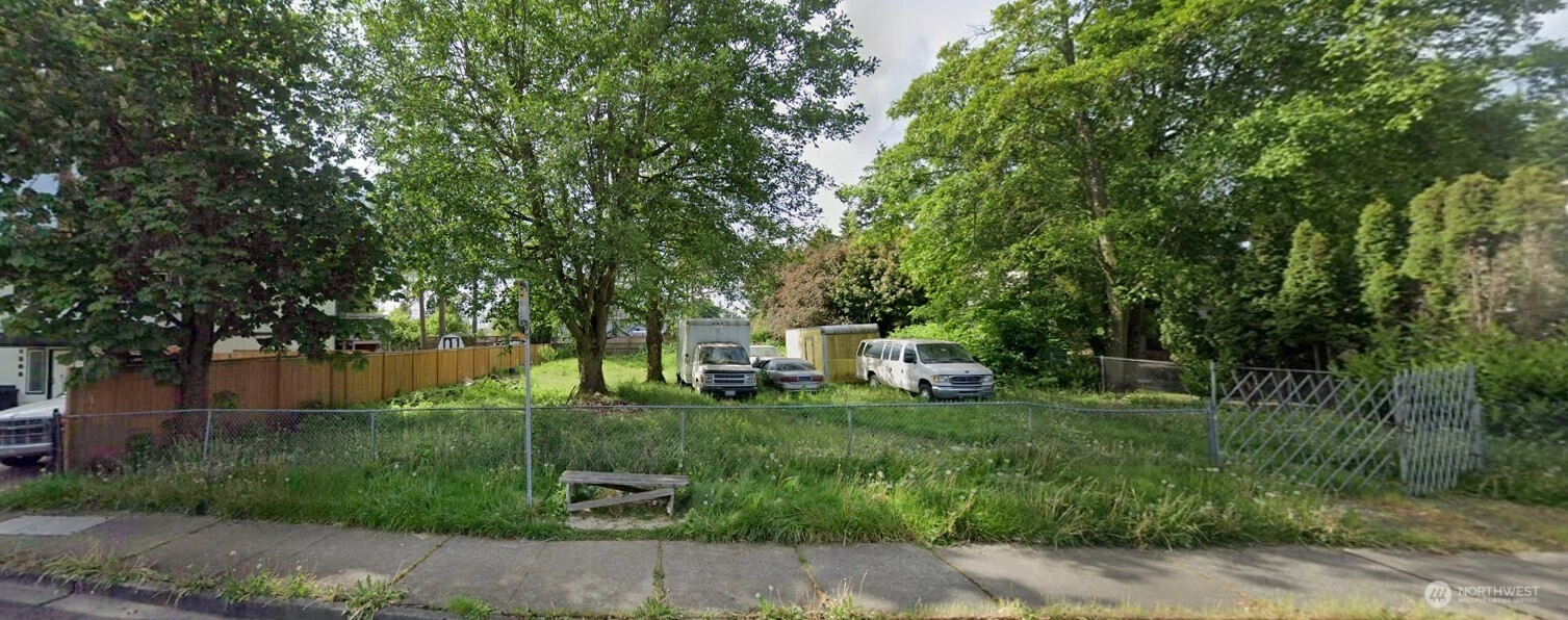 1514 Norpoint Way NE Tacoma WA 98422