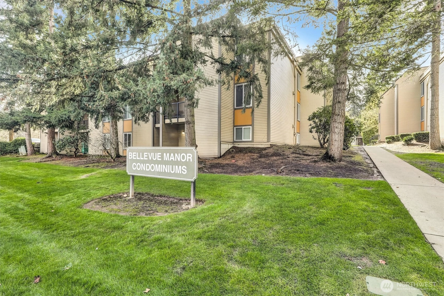 14650 NE 32nd St Unit A-17 Unit A-17 Bellevue WA 98007