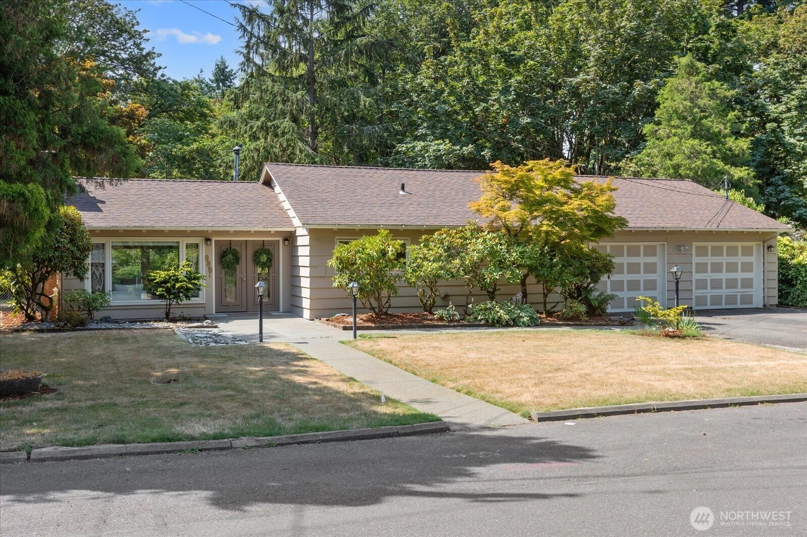 835 SW Marine View Cir Unit  Normandy Park WA 98166