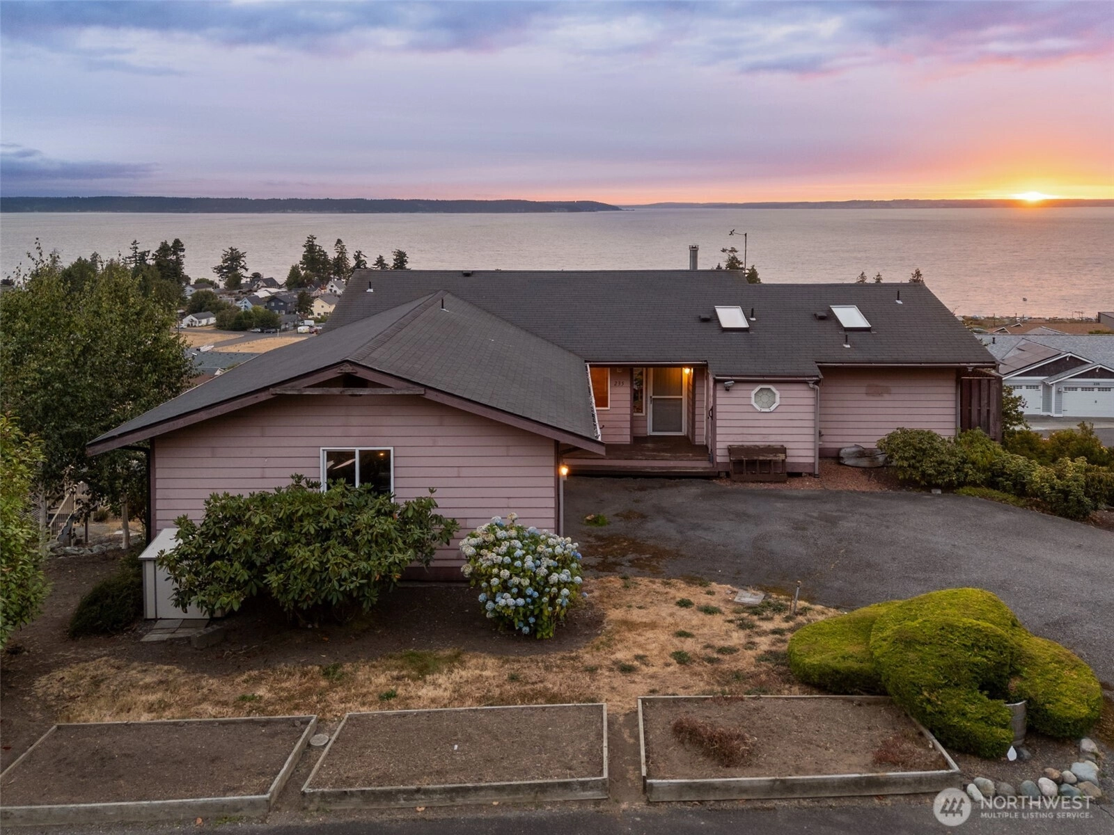 235 Arbor Ter Camano Island WA 98282