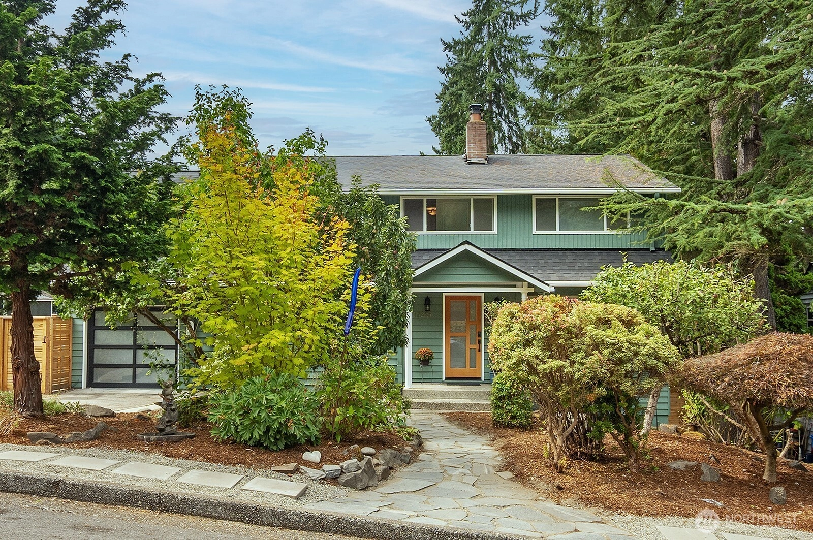 17221 Palatine Ave N Shoreline WA 98133