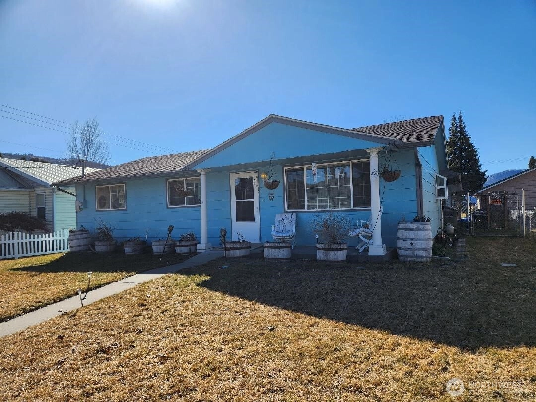 506 Central Ave Unit  Oroville WA 98844