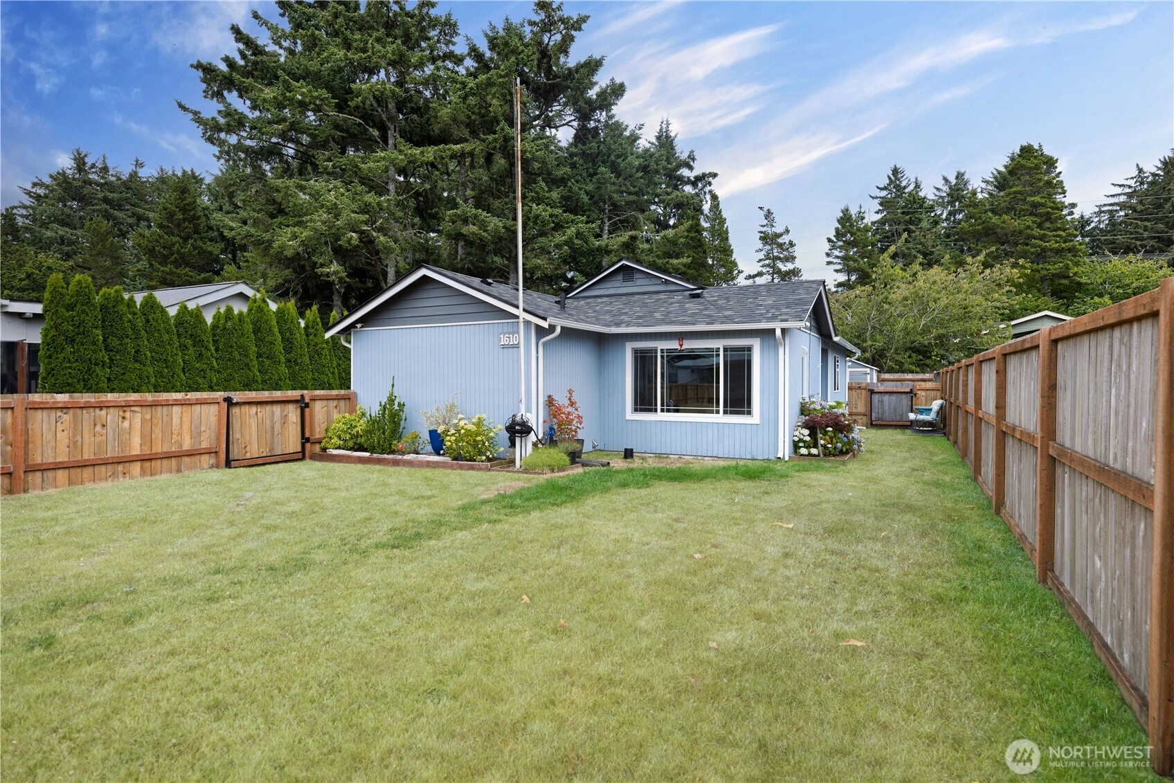1610 S Ocosta St Unit  Westport WA 98595