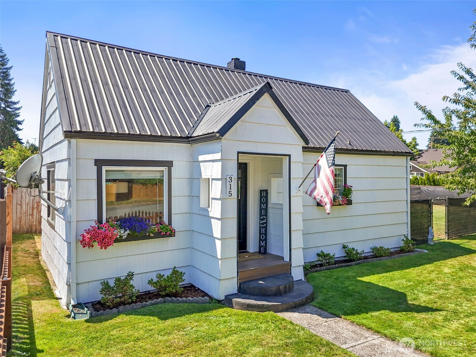 315 Varner Ave SE Orting WA 98360