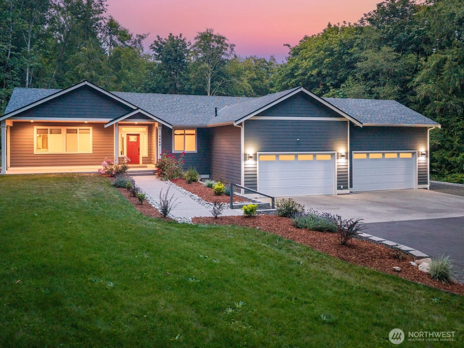 4464 Eastway Dr SE Port Orchard WA 98366