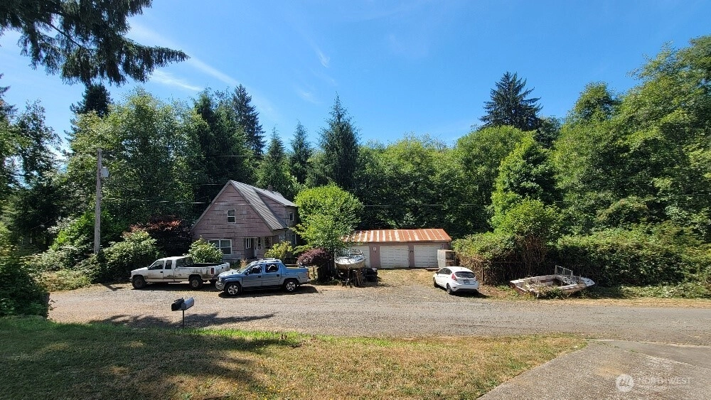 927 Clay Ave Unit  Raymond WA 98577