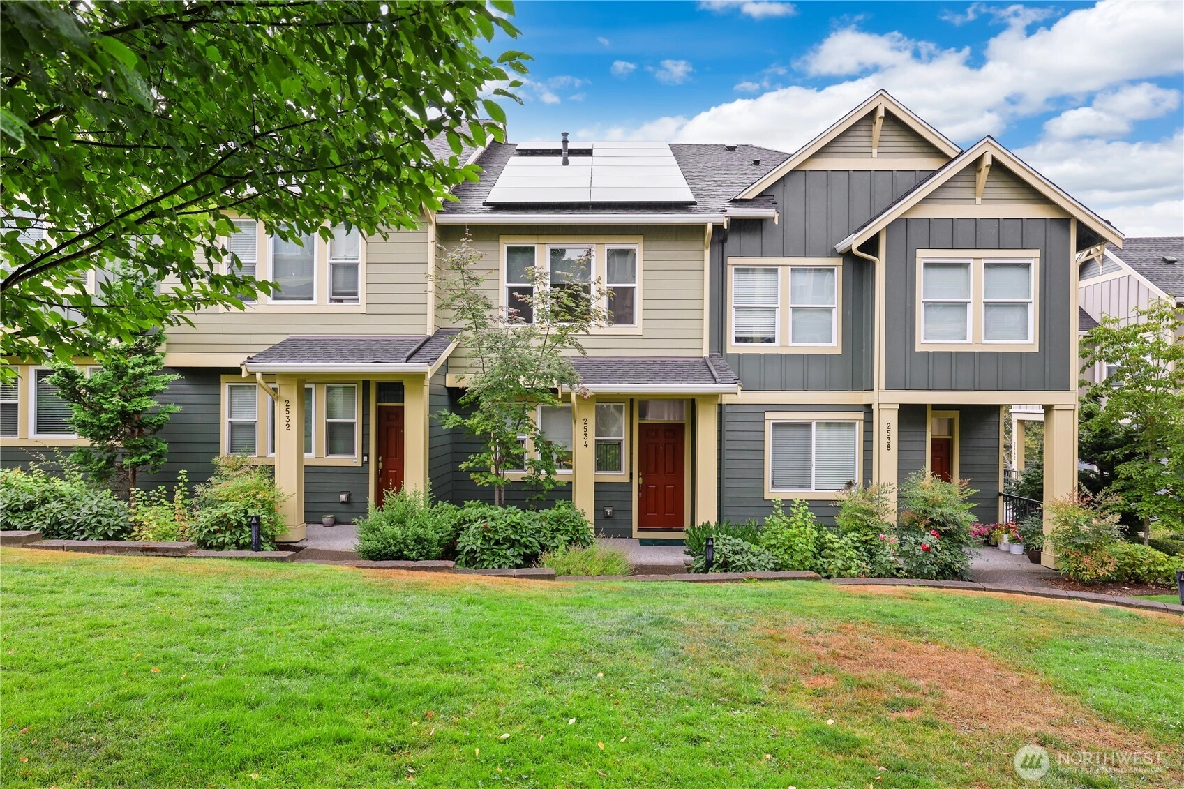 2534 NE Mulberry Walk Unit  Issaquah WA 98029
