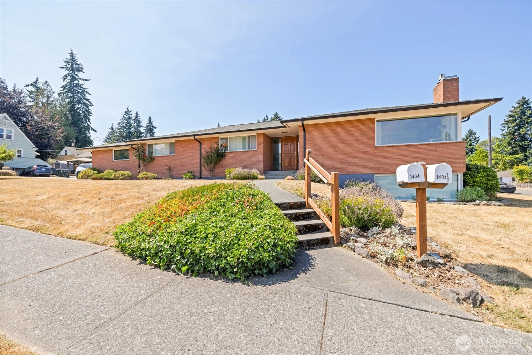 1404 S Cherry St Port Angeles WA 98362