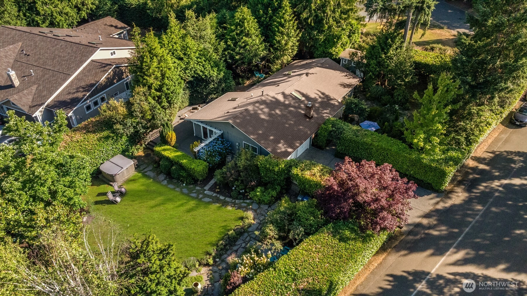 21647 SE 33rd Pl Unit  Sammamish WA 98075