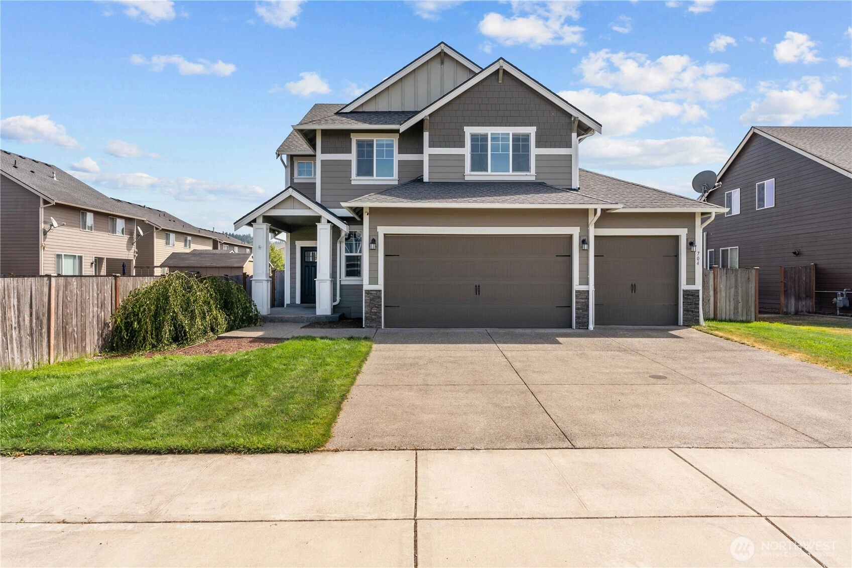 704 Koehler Ave SW Orting WA 98360