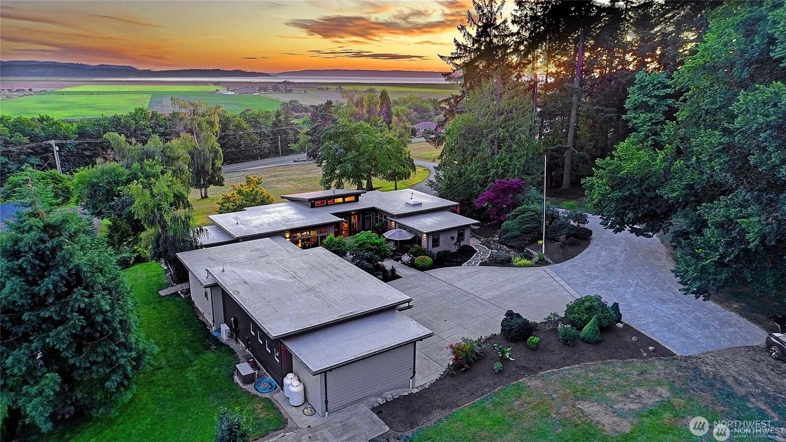 28407 Pioneer Hwy Stanwood WA 98292