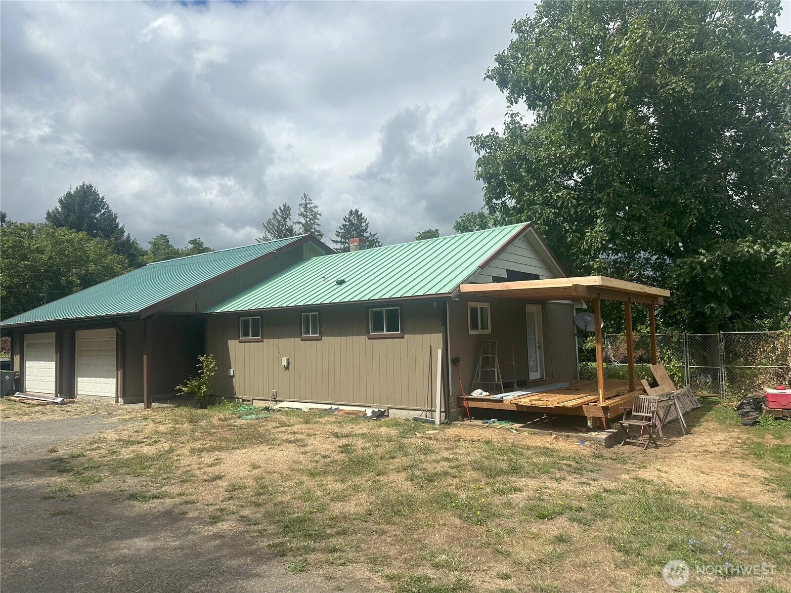 11 Leadville Ave Quilcene WA 98376