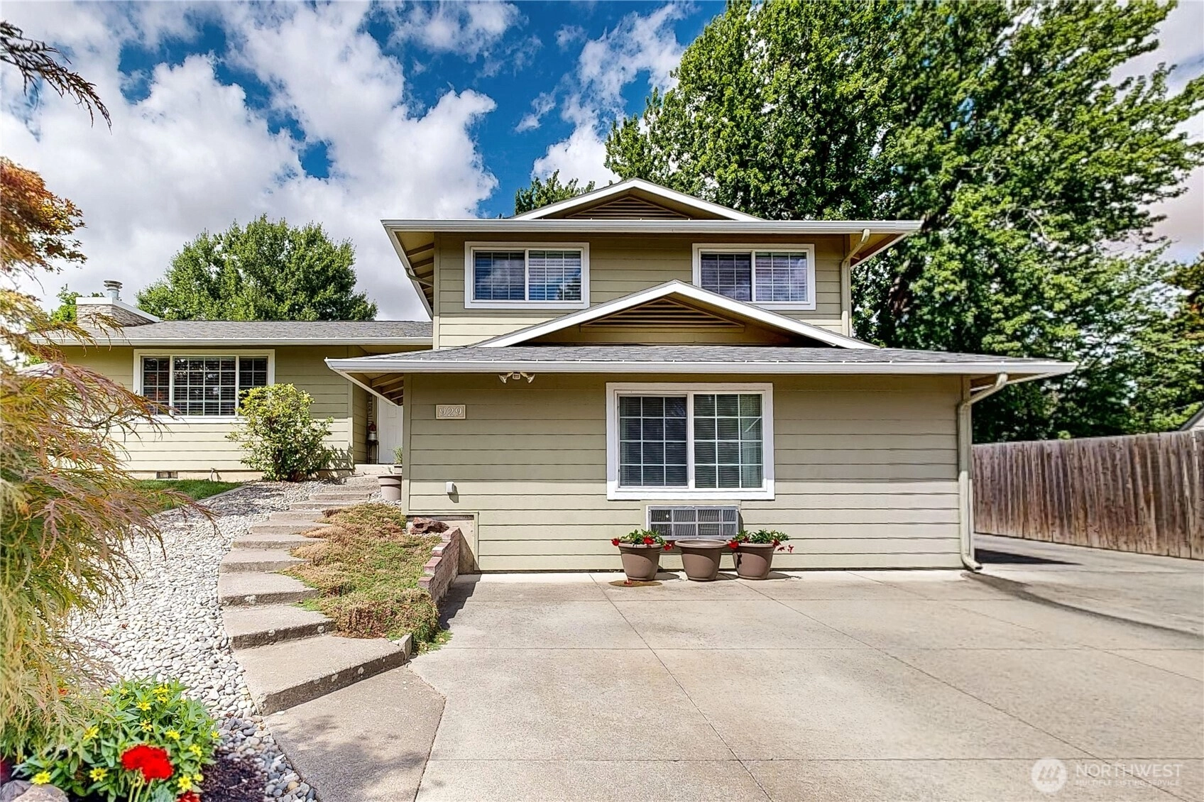 929 Olympia Dr Walla Walla WA 99362