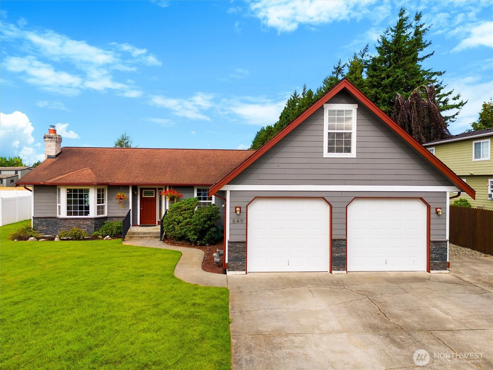 849 19th St Lynden WA 98264