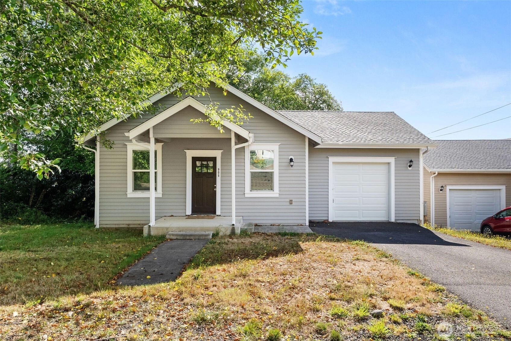 905 Barnhart St Raymond WA 98577