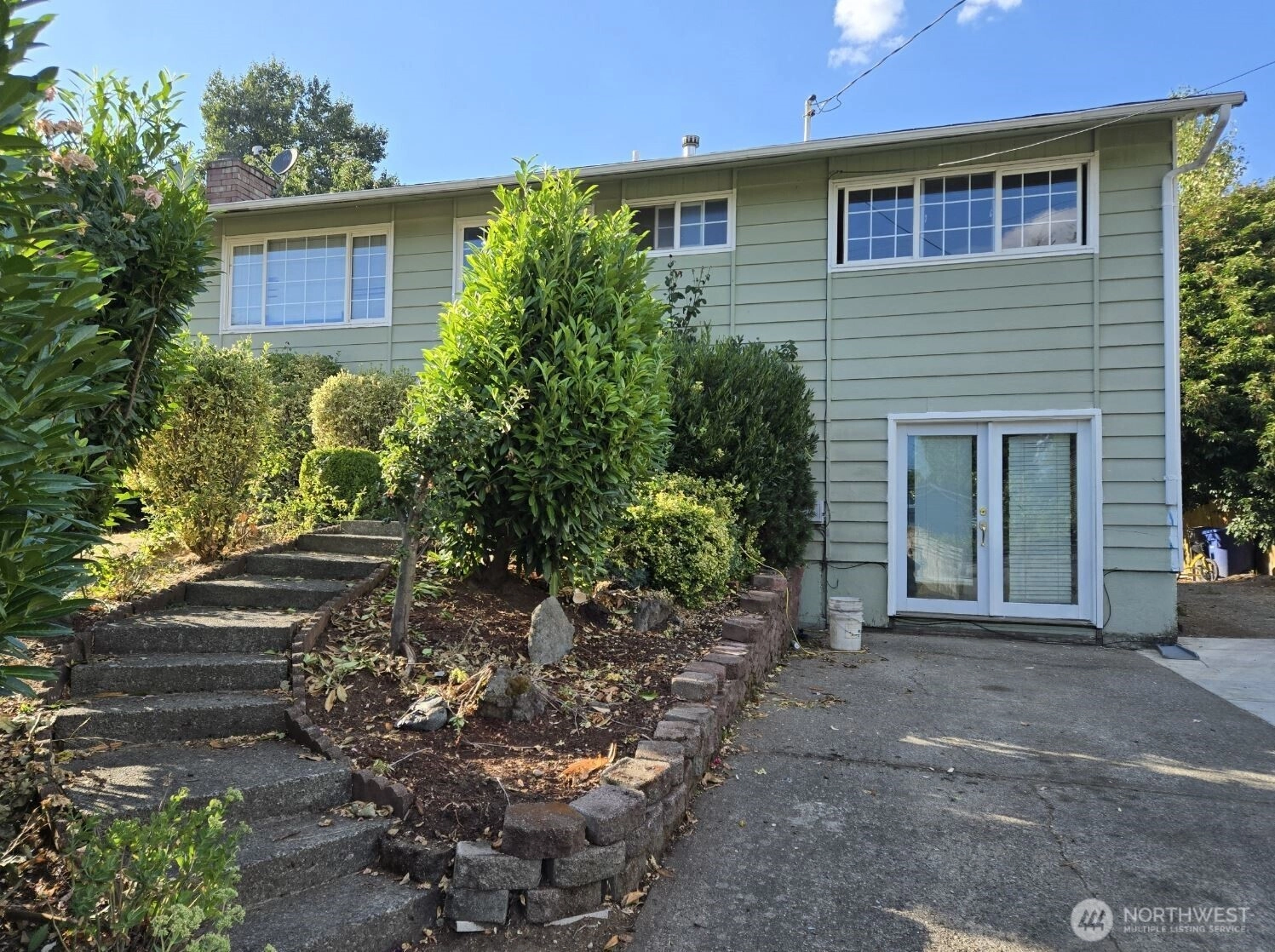 4140 NE 11th St Unit  Renton WA 98059