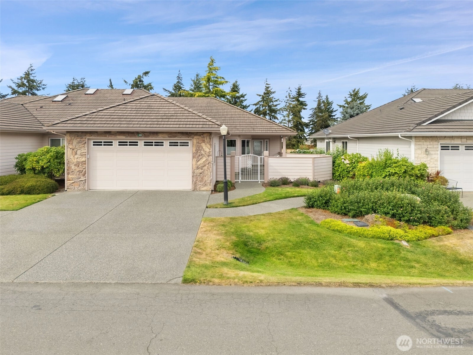 410 Blakely Blvd Unit  Sequim WA 98382