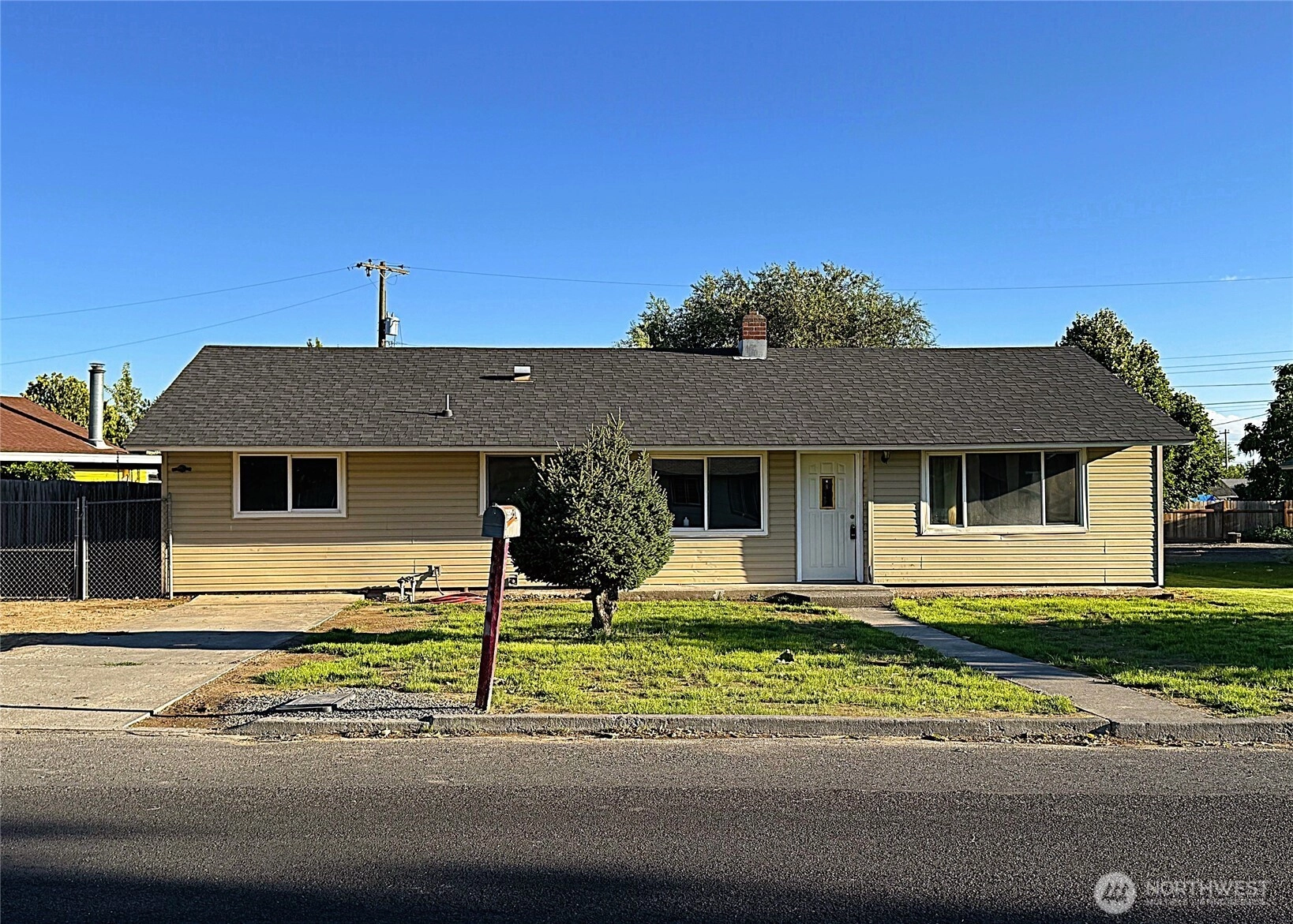 334 E Elm St Unit  Othello WA 99344