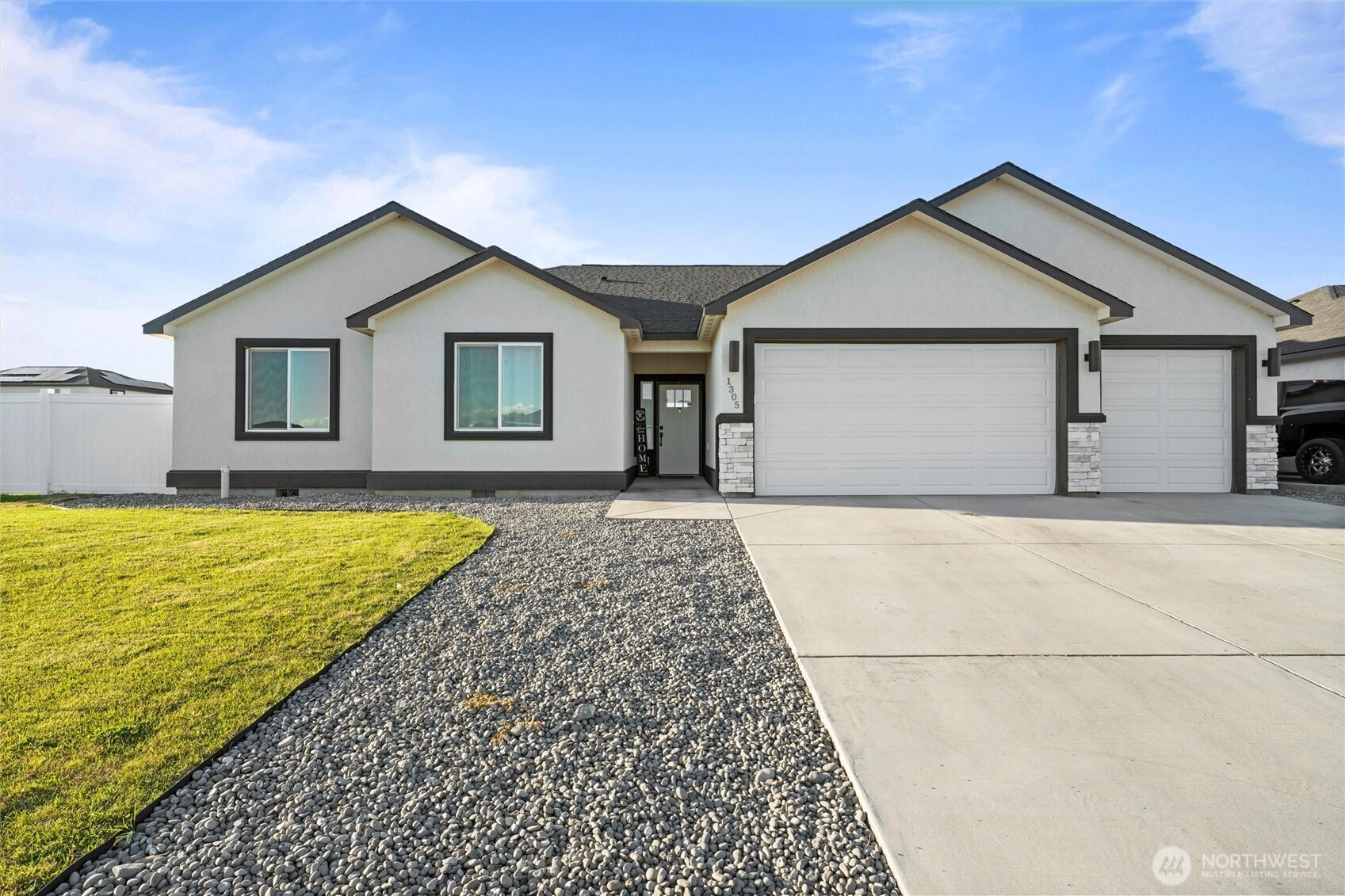 1305 E Mt Baker St Unit  Othello WA 99344