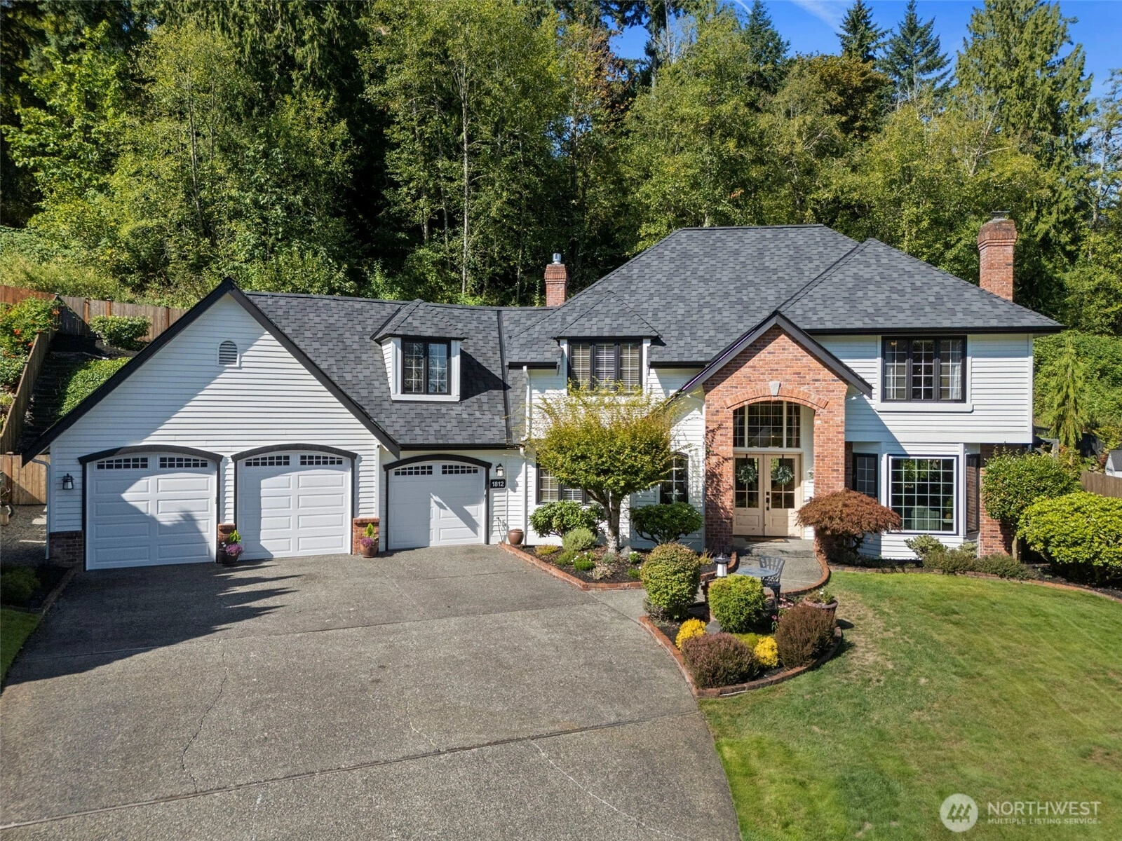 1812 28th St SE Puyallup WA 98372