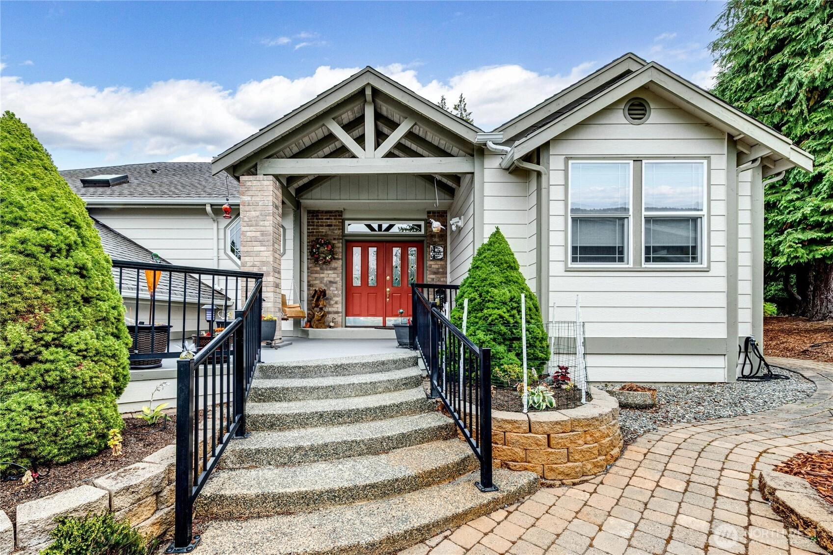 105 14th Ct Unit  Sequim WA 98382