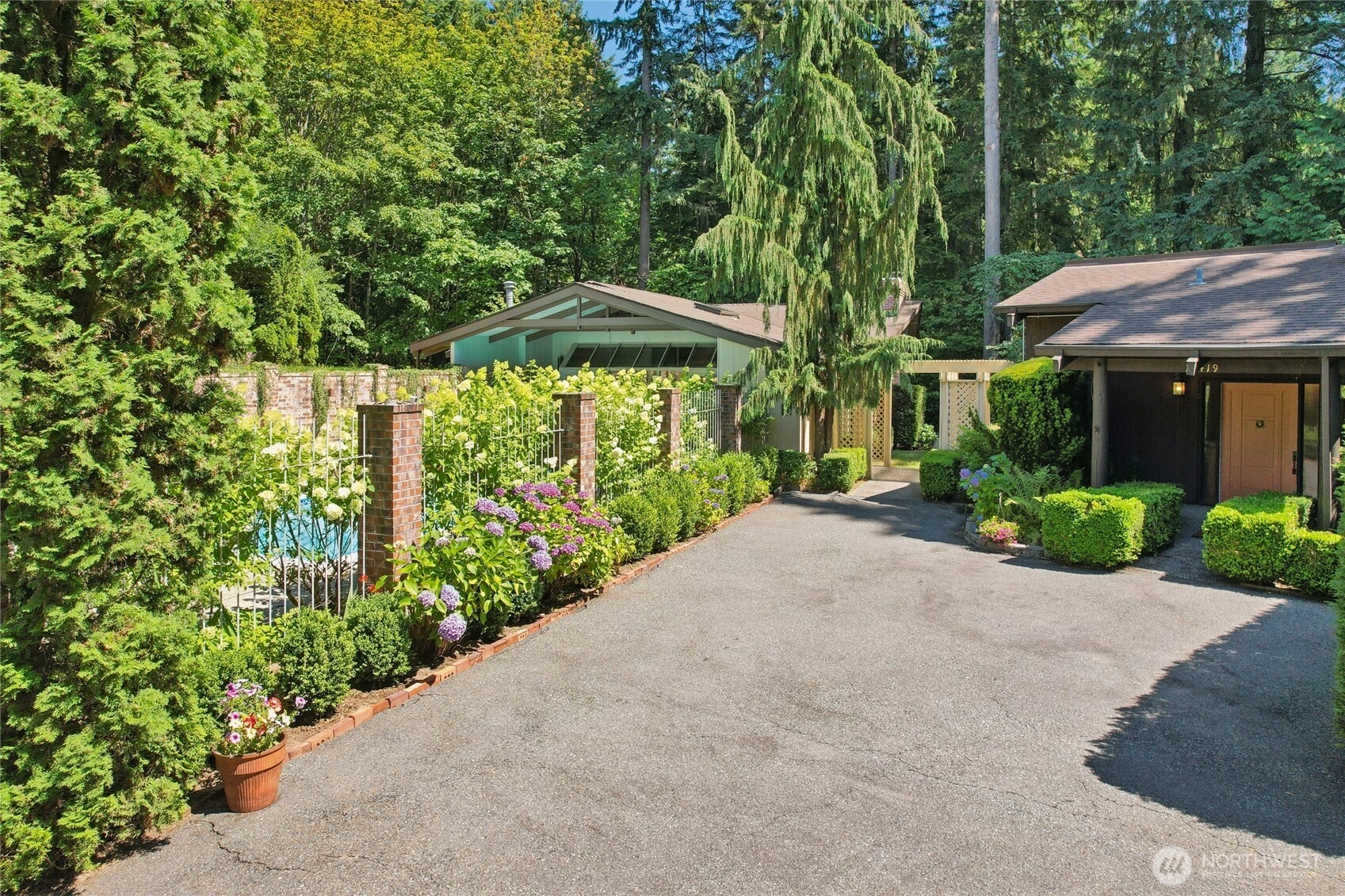 19419 Grannis Rd Bothell WA 98012