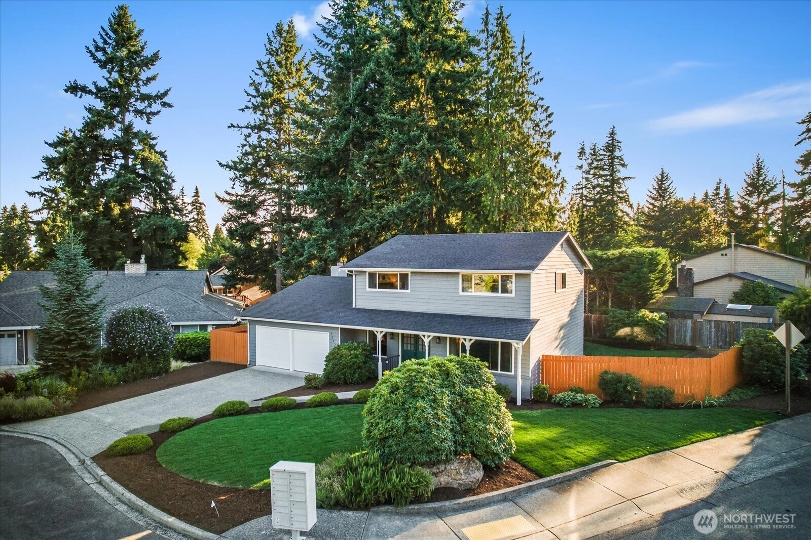 12221 NE 140th St Unit  Kirkland WA 98034