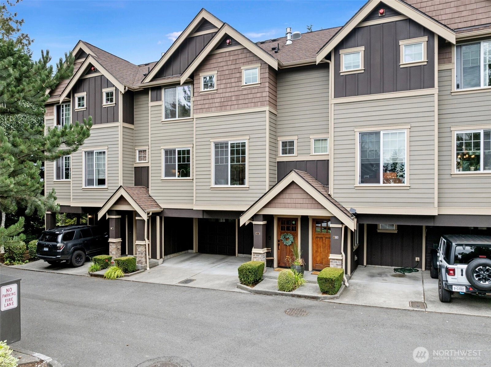 19439 1st Ave S Unit F2 Unit F2 Normandy Park WA 98148