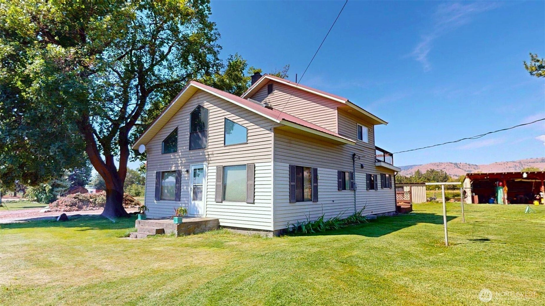 79 Duck Lake Rd Omak WA 98841