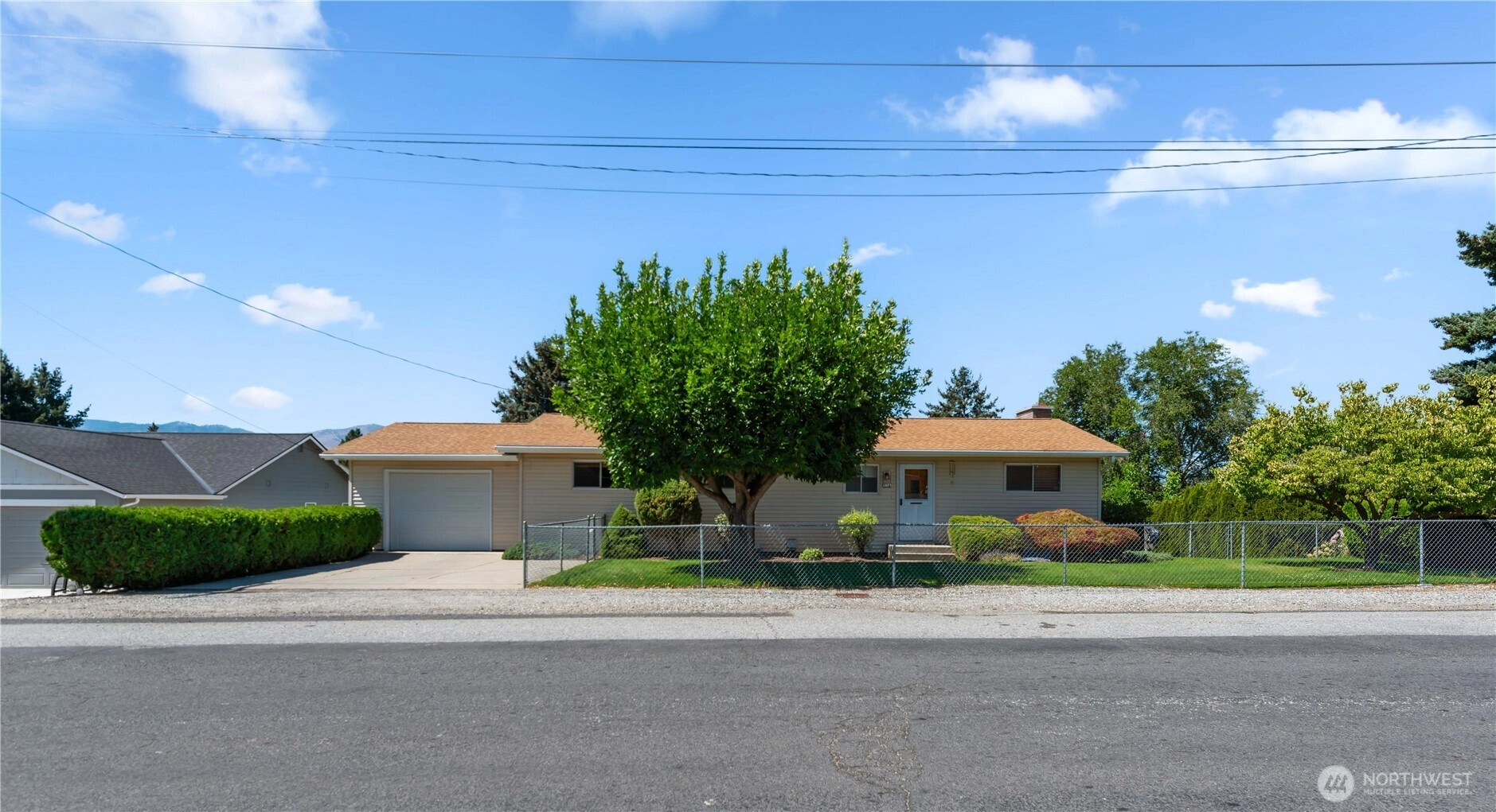 476 N James East Wenatchee WA 98802