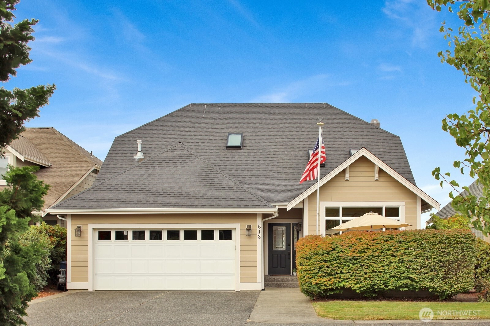 613 E Maberry Dr Unit  Lynden WA 98264