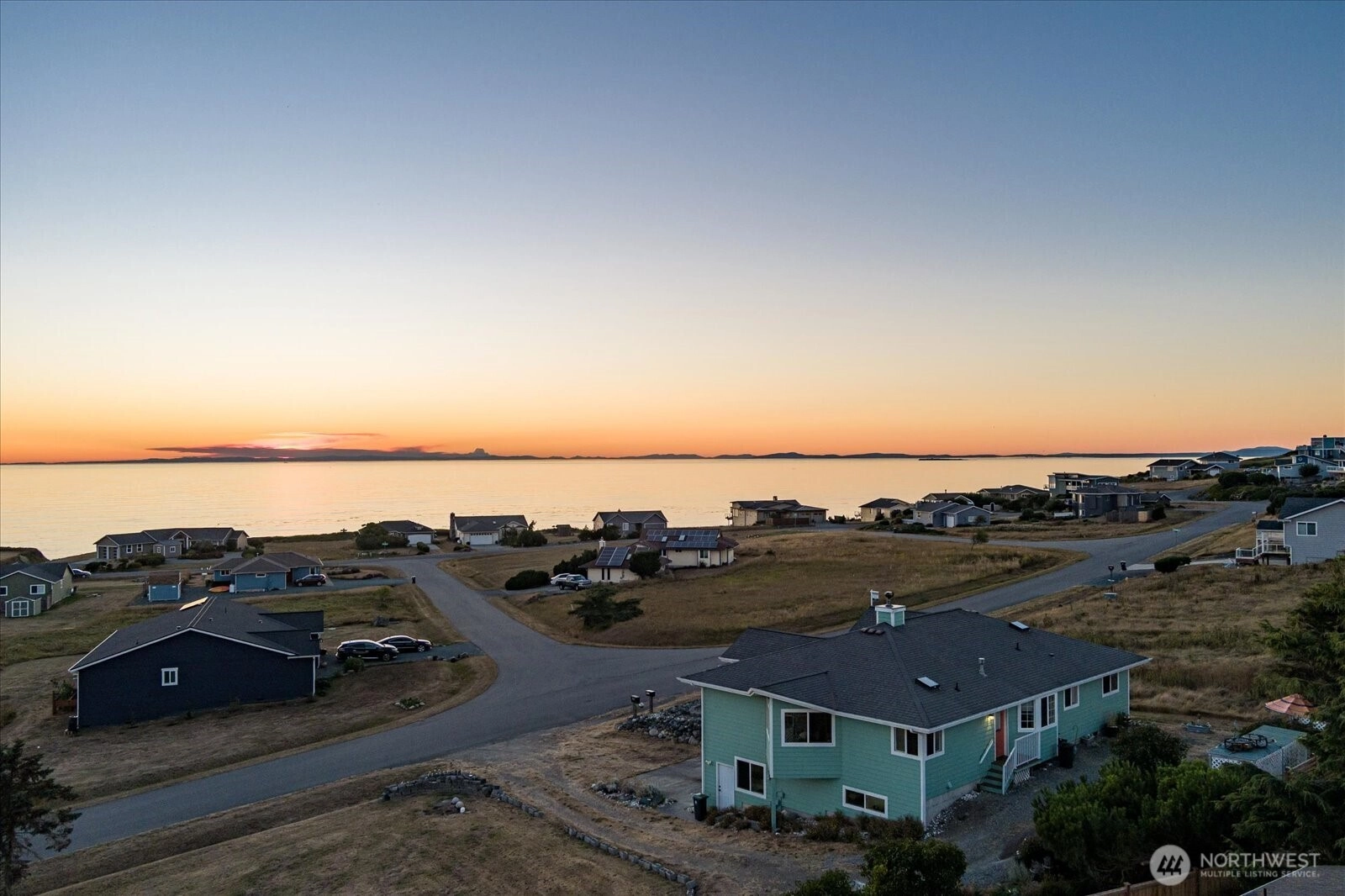 648 Hacienda Dr Unit  Coupeville WA 98239